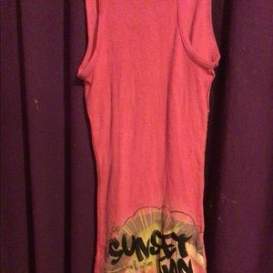 NWOT ladies pink airbrushed tank top